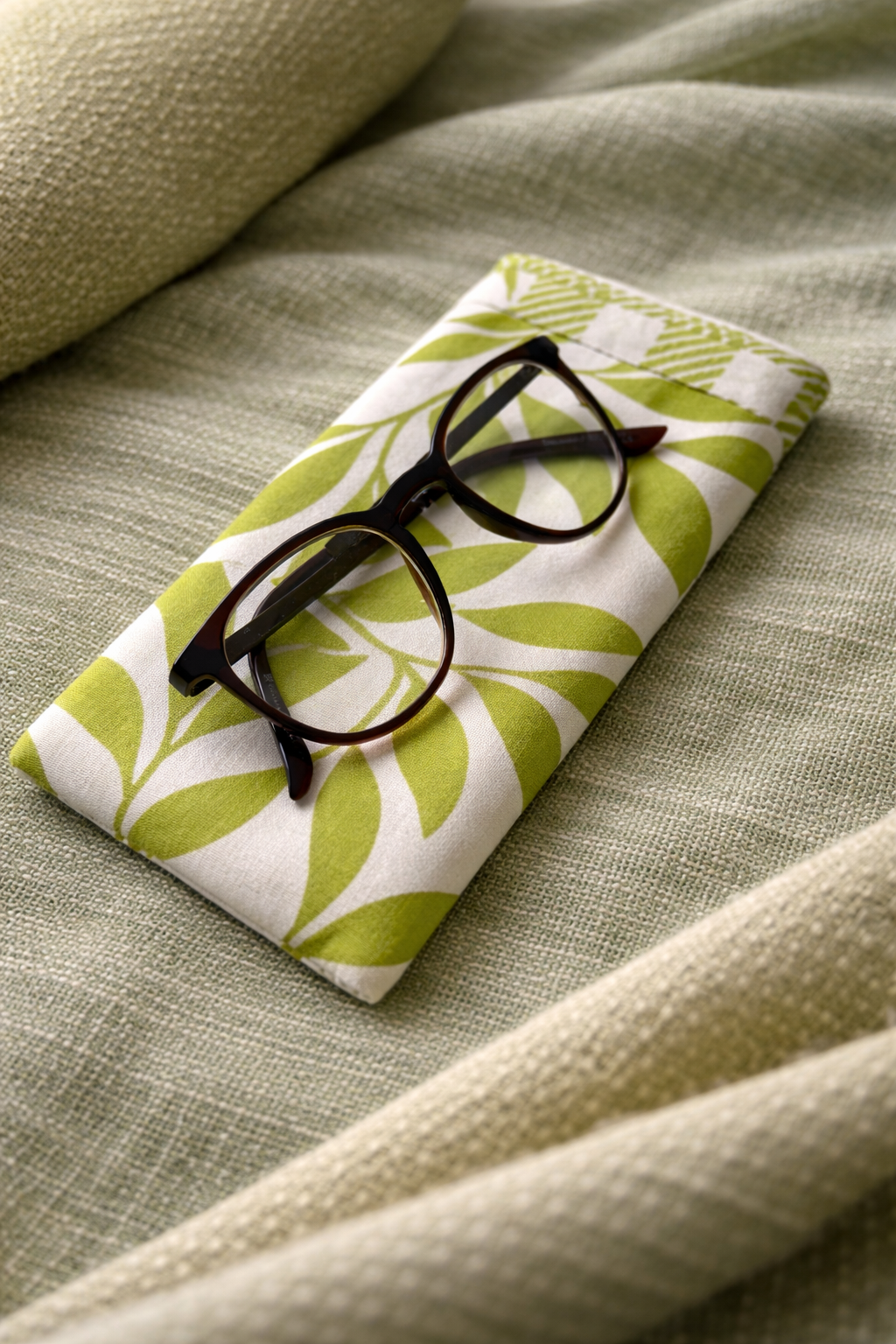 Glasses Sleeve - Verdant Canopy