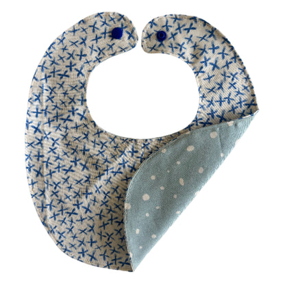 Sketch & Sky Reversible Bib (3–6 Months) 🔷