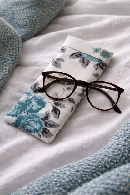 Glasses Sleeve - Midnight Rose